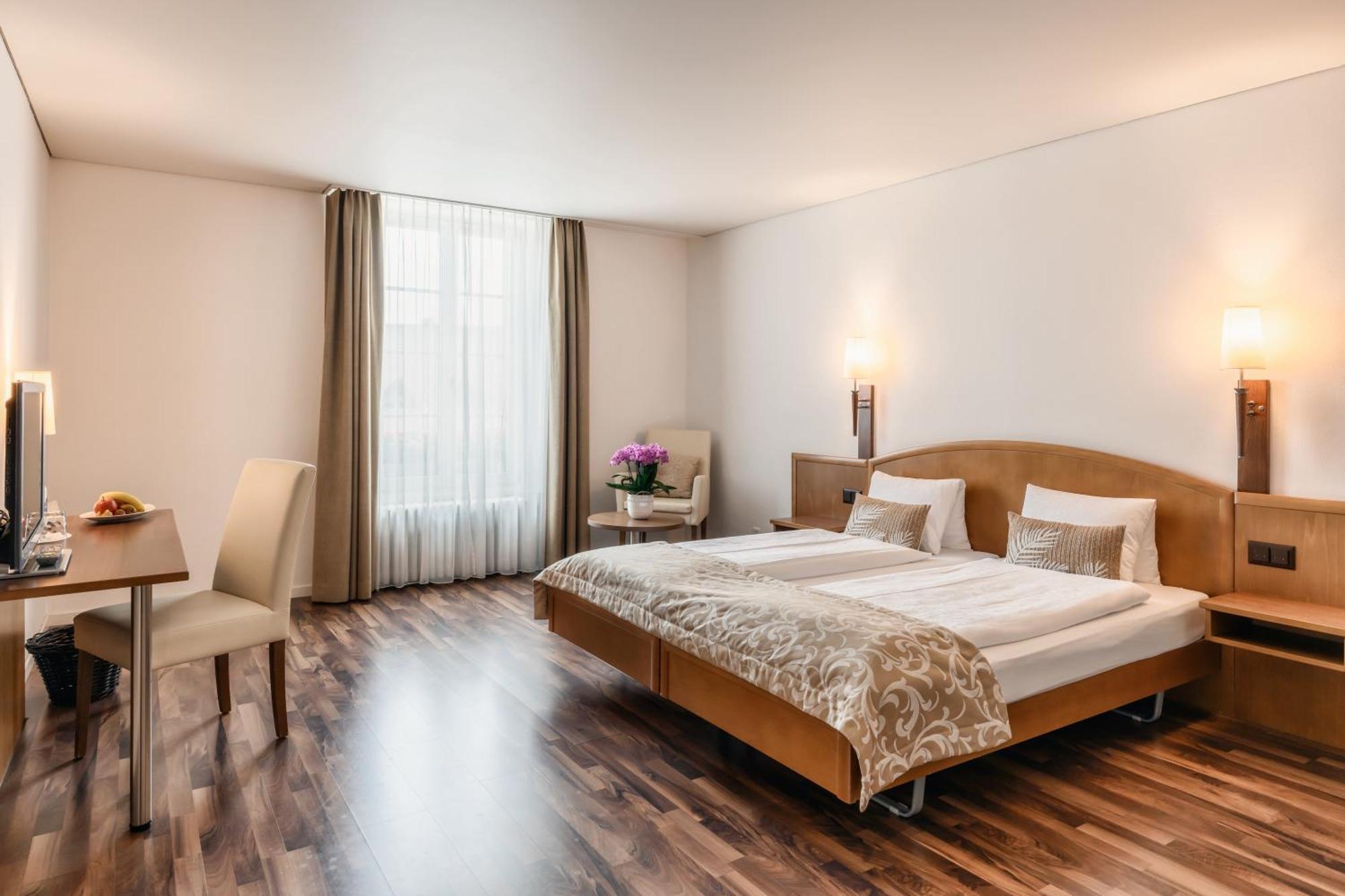 Hotel Landgasthof Schoenbuehl Екстериор снимка